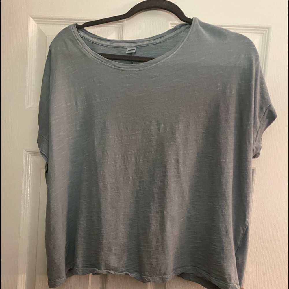 blue shirt